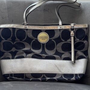 EUC Coach Denim and Silver Signature Tote